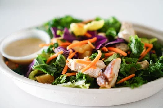 garden salad mixed greens vegetables italian dressing